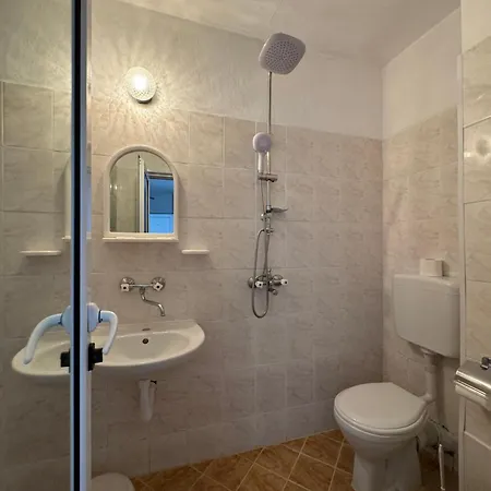 게스트하우스 Laguna - 프리모르스코