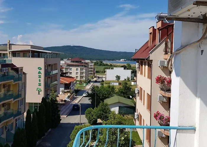 Laguna - Къща за гости Приморско