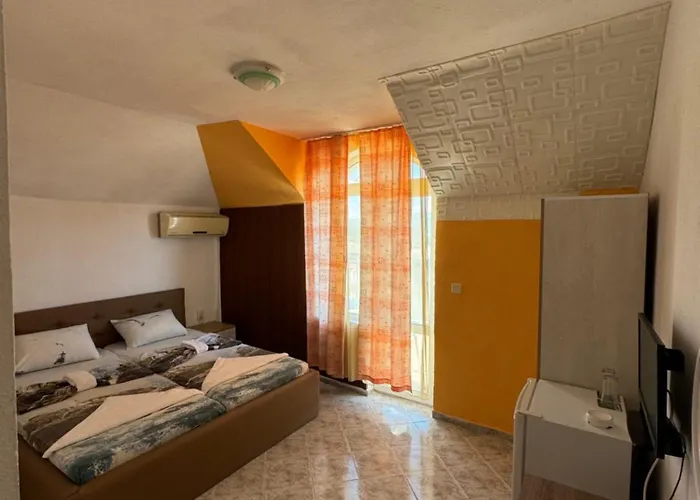 Laguna - Πανσιόν