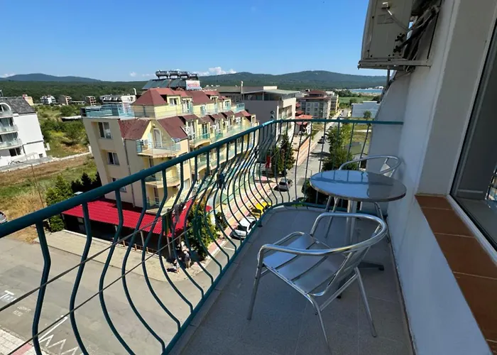 Πανσιόν Laguna - 3*