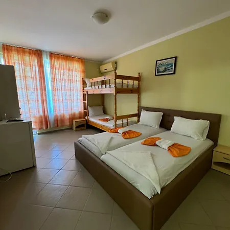 Laguna - Guest house Primorsko