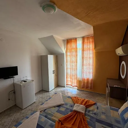 Laguna - Guest house Primorsko